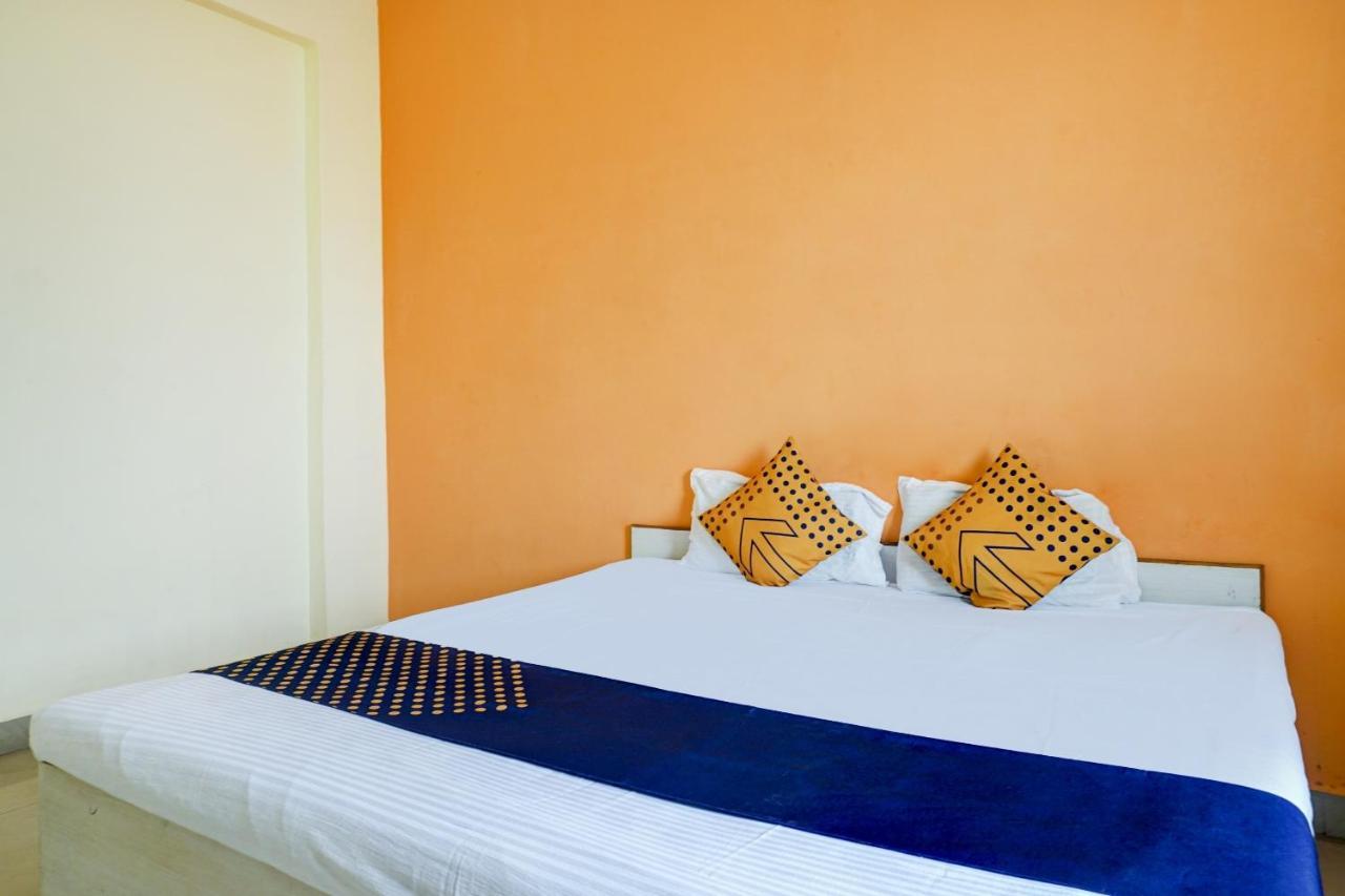 Spot On 82626 Hotel Shivtara Morgaon エクステリア 写真