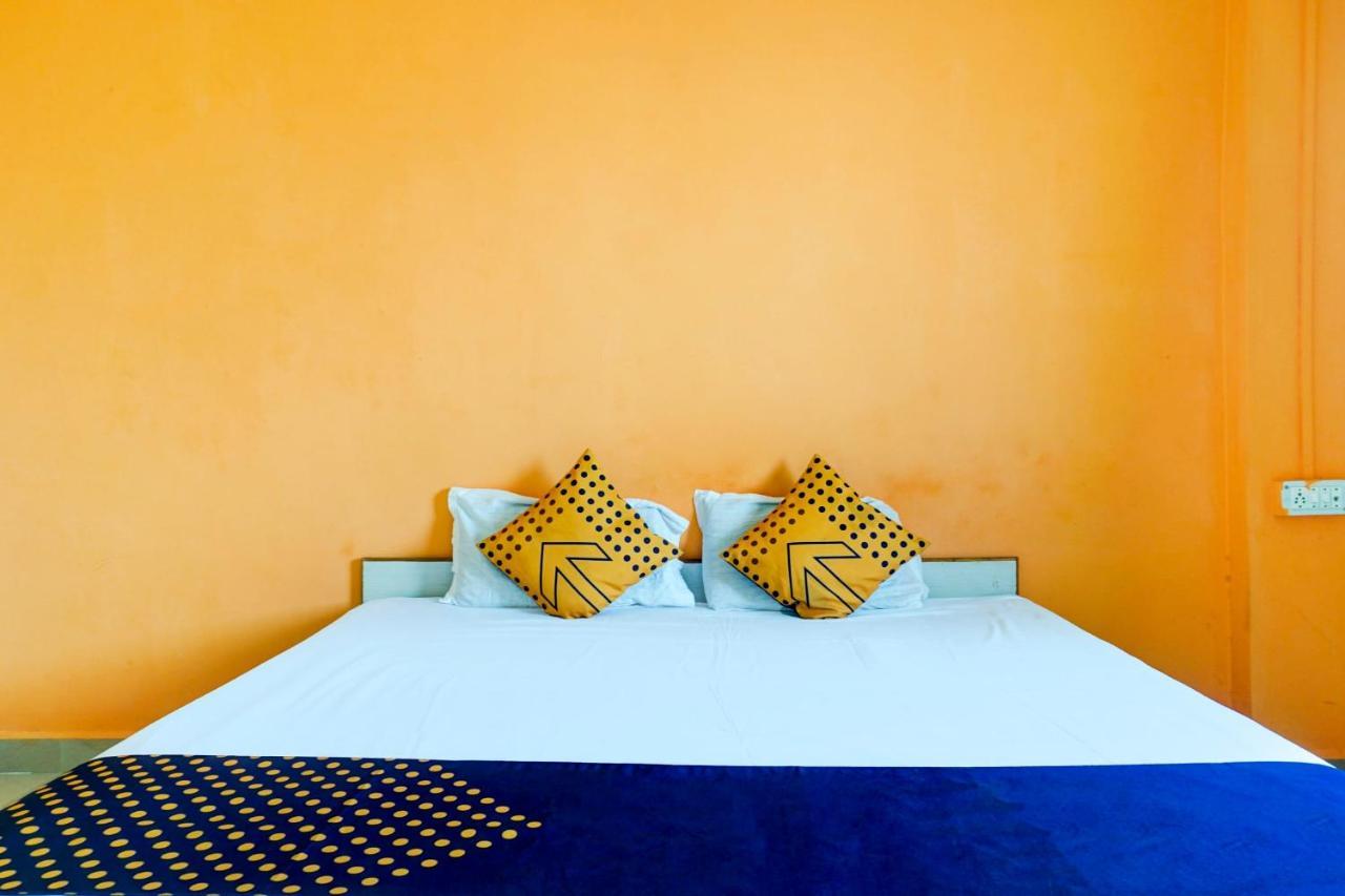 Spot On 82626 Hotel Shivtara Morgaon エクステリア 写真