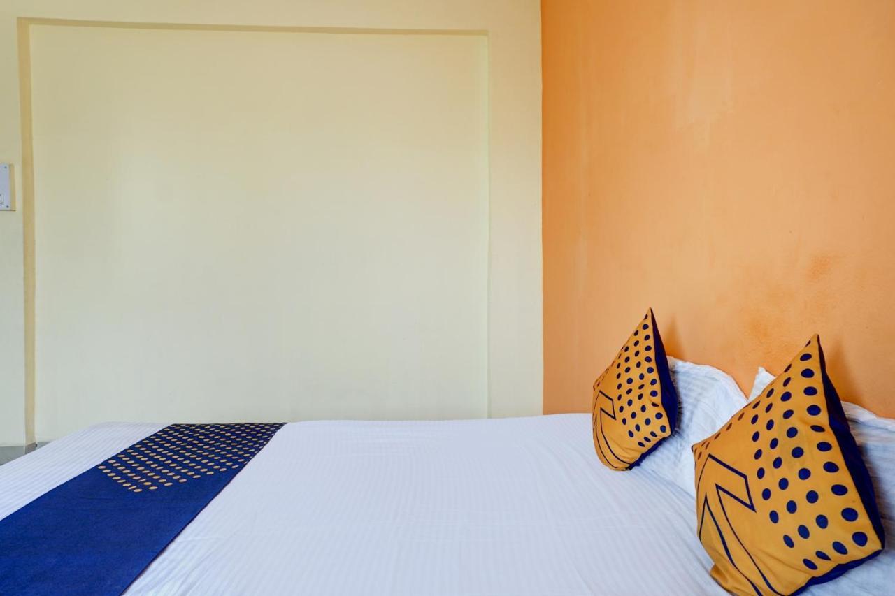 Spot On 82626 Hotel Shivtara Morgaon エクステリア 写真