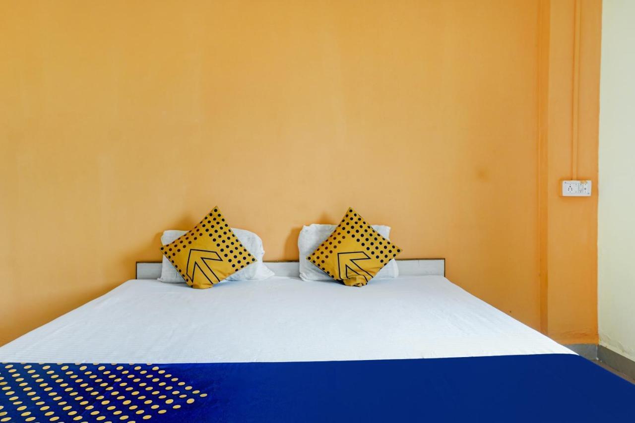 Spot On 82626 Hotel Shivtara Morgaon エクステリア 写真